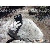 Rock cracking agent