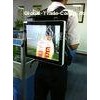17 Inch Movable 3g Network LCD Backpack Advertising Display Screen