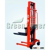 China Manual Stackers