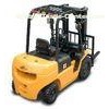 Storage Yard Diesel Forklift Truck , 2 Ton Rough Terrain Forklift