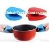 Custom silicone kitchen gloves , silicone pot holders oven mitts FDA / LFGB Approval