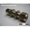 L-BU (Bulkhead Union )
