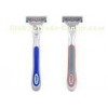 Men`s razor with flexball handle technology and 2 razor blade refills