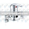 Water mixing valve