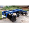 tracotor mounted hydraulic offseting disc harrow