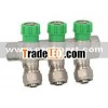 Male manifolds with fitted valve