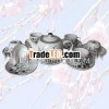 Porcelain teapot and mugs set
