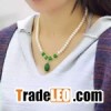 Green crystal button pearl necklace