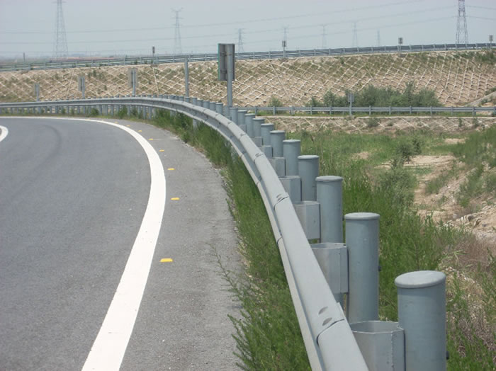 Galvanized Steel Highway Guardrail